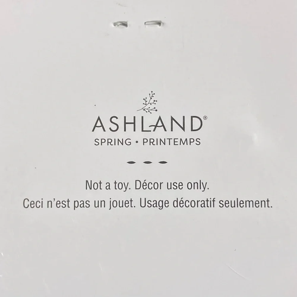 Ashland Spring Decor Dress Boutique Shelf Decoration - Picture 9 of 15
